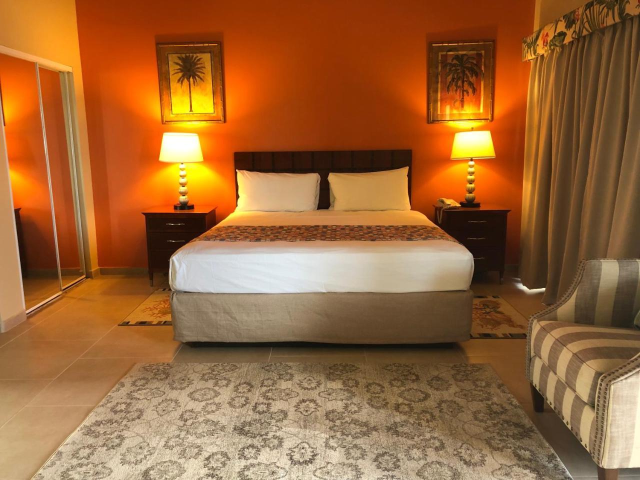 Carl'S Unique Inn & Conference Facilities Симпсън Бей Екстериор снимка