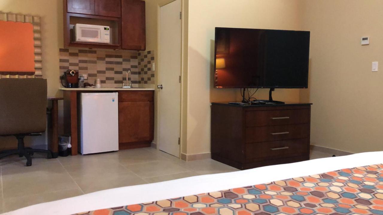 Carl'S Unique Inn & Conference Facilities Симпсън Бей Екстериор снимка
